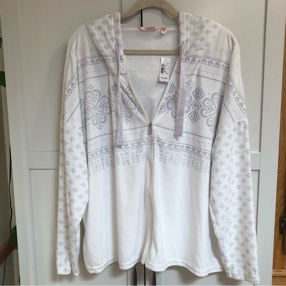 La Vie En Rose Soft Cozy Zip Sweater NWT